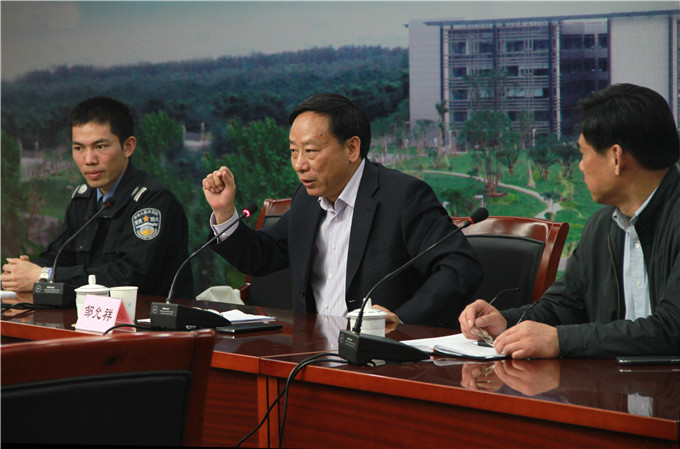 集團(tuán)召開消防安全知識專題講座