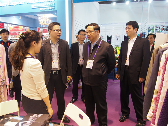 王正喜赴廣州、深圳、香港調(diào)研