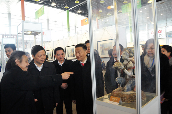 周勇出席第九屆中國(guó)文博會(huì)并作專題演講