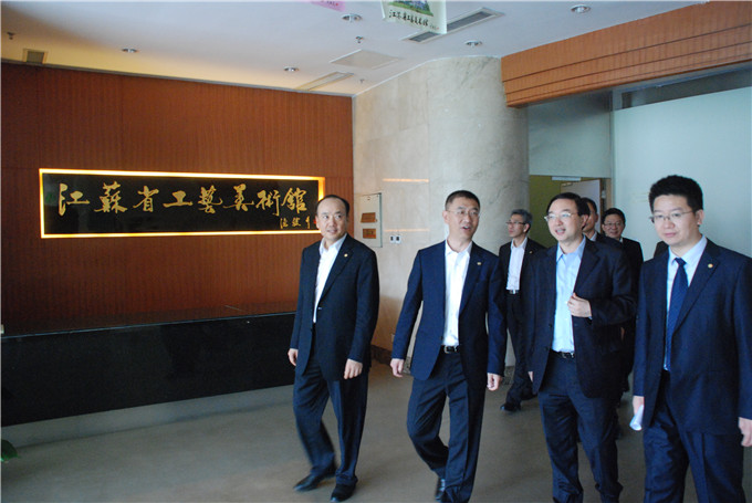 周勇接待澳門中資企業(yè)代表團(tuán)一行