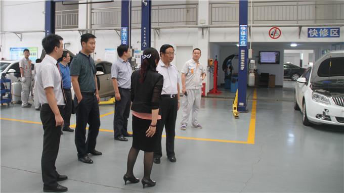 王正喜深入基層企業(yè)開展“三嚴(yán)三實(shí)”教育專題調(diào)研