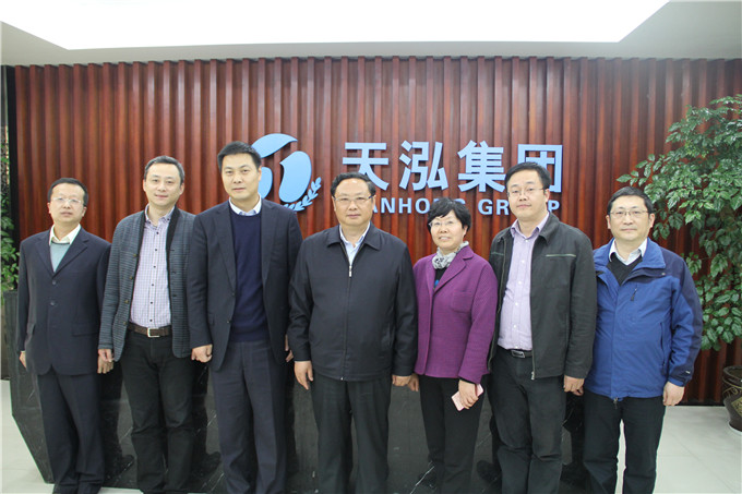 王正喜董事長到蘇豪股份、弘業(yè)期貨、蘇豪建設(shè)、天泓汽車調(diào)研