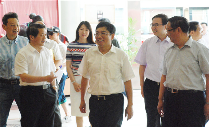 張敬華副省長調(diào)研集團文化產(chǎn)業(yè)