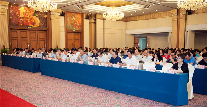 蘇豪控股集團(tuán)黨委組織開展七一專題黨課