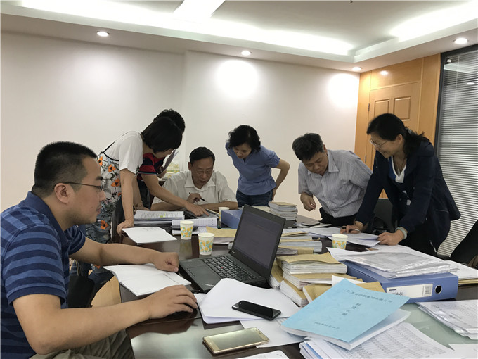 集團(tuán)開(kāi)展違規(guī)吃喝專(zhuān)項(xiàng)整治“回頭看”和“三重一大”決策制度監(jiān)督檢查反饋問(wèn)題整改“回頭看”檢查